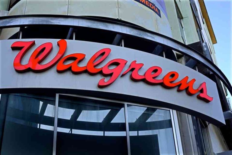 Walgreens’ CEO Roz Brewer Steps Down CEOWORLD magazine